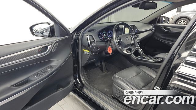 Hyundai Grandeur 2018 — photo 10