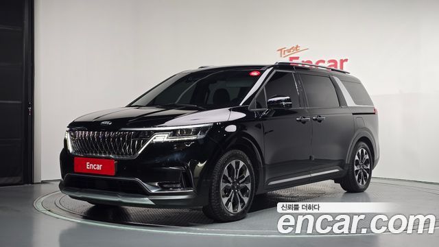 Kia Canival 2021 — photo 1