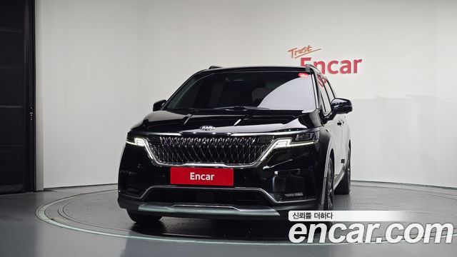 Kia Canival 2021 — photo 3