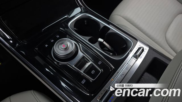 Kia Canival 2021 — photo 12