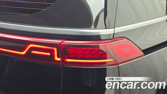 Kia Canival 2021 — photo 9