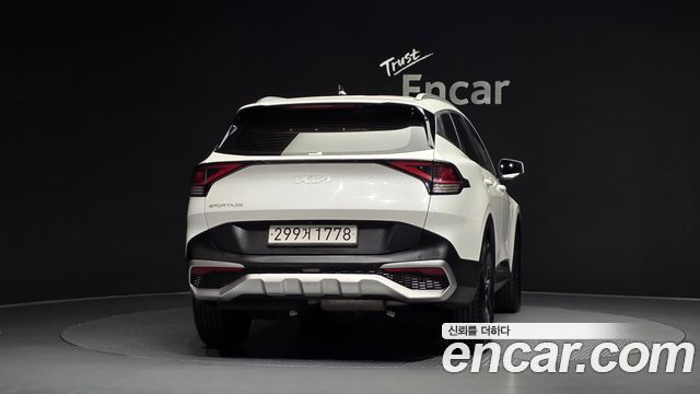 Kia Sportage 2022 — photo 4