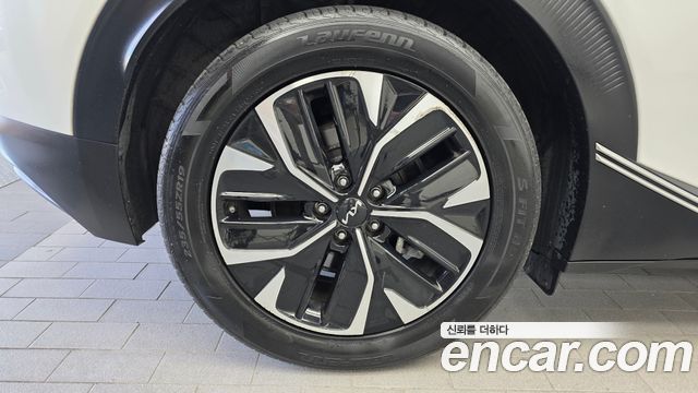 Kia EV6 2023 — photo 5