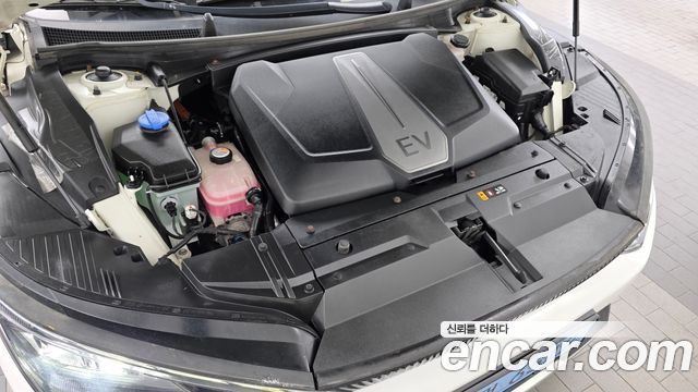 Kia EV6 2023 — photo 6