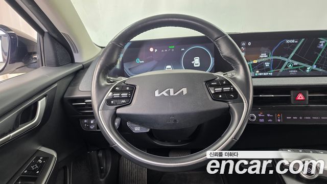 Kia EV6 2023 — photo 13