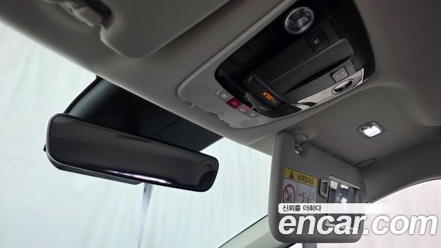Kia EV6 2023 — photo 17