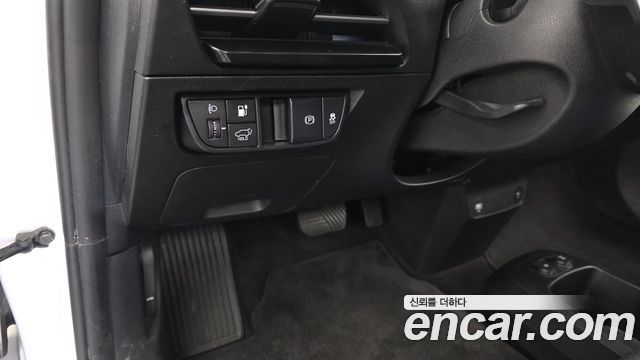 Kia EV6 2023 — photo 18