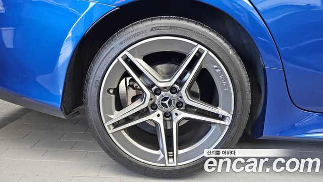 Mercedes-Benz CLS-Class 2023 — photo 5