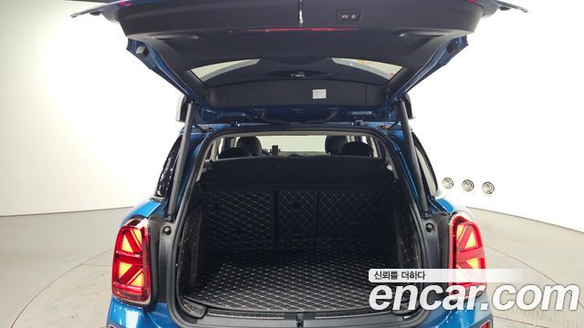 Mini Countryman 2021 — photo 20