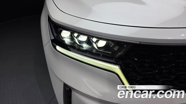 Kia Sorento 2021 — photo 8
