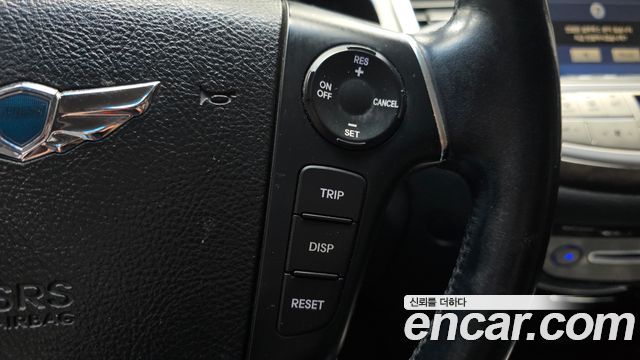 Hyundai Genesis 2012 — photo 24