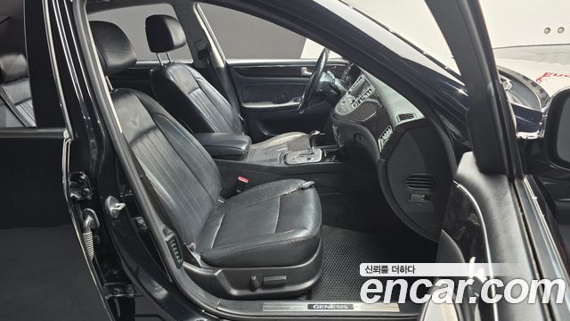 Hyundai Genesis 2012 — photo 16