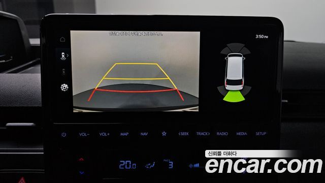 Hyundai Staria 2025 — photo 20