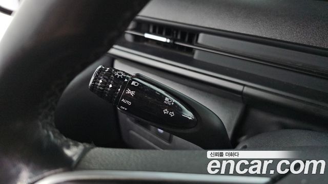 Hyundai Staria 2025 — photo 26