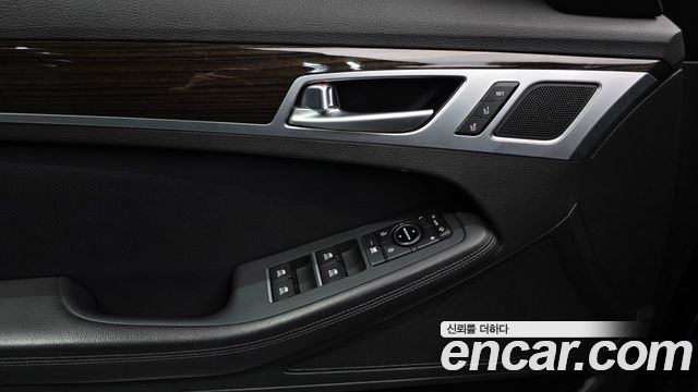 Genesis G80 2018 — photo 19