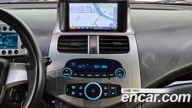 Chevrolet Korea Spark 2012 — photo 16