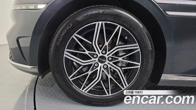 Genesis G90 2022 — photo 5