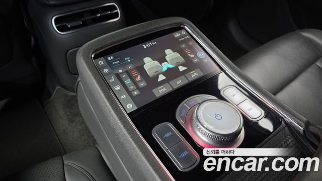 Genesis G90 2022 — photo 15
