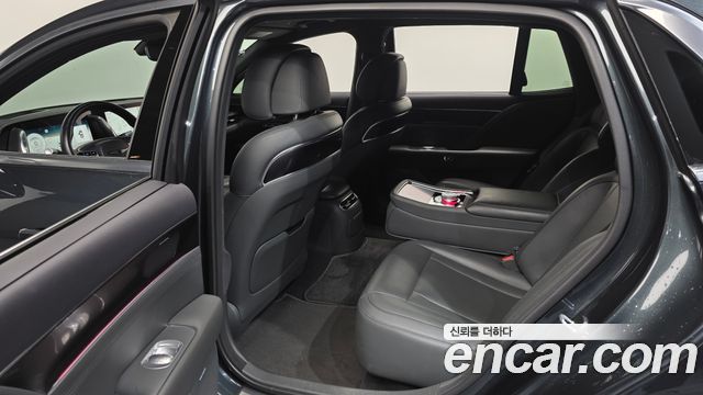 Genesis G90 2022 — photo 18
