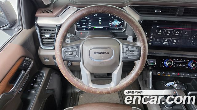 GMC Sierra 2023 — photo 19