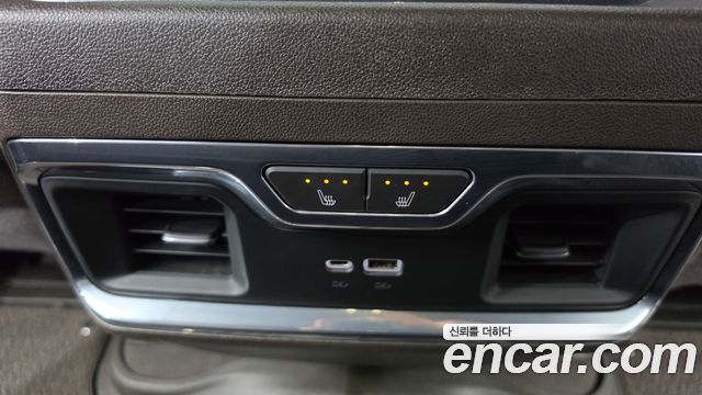 GMC Sierra 2023 — photo 30