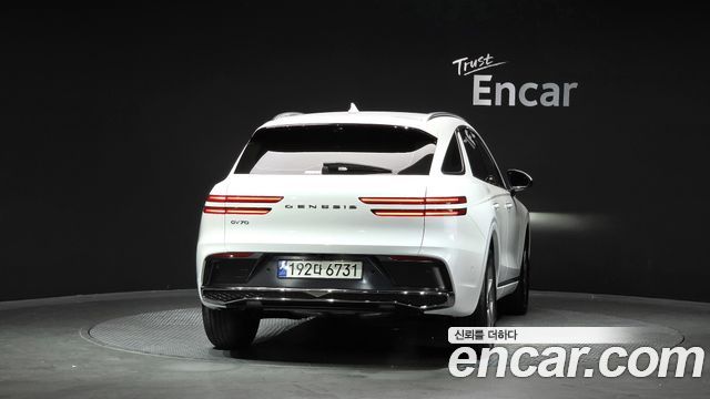 Genesis GV70 2025 — photo 4