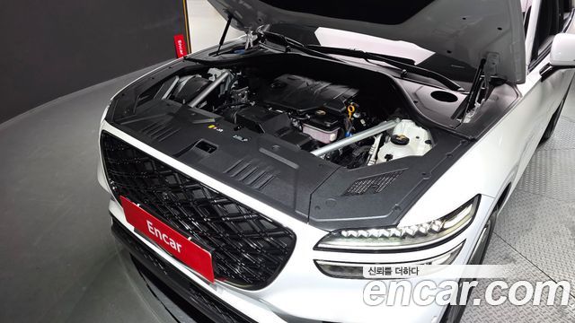 Genesis GV70 2025 — photo 6