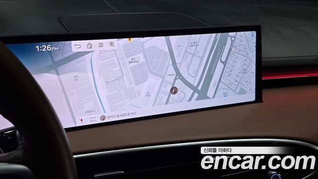 Genesis GV70 2025 — photo 13