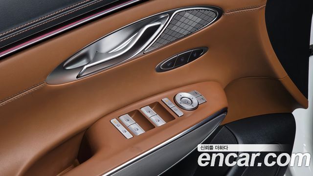 Genesis GV70 2025 — photo 16