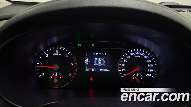 Kia Sorento 2016 — photo 8
