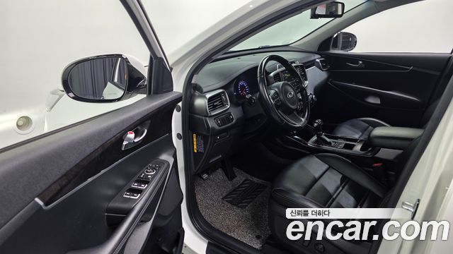 Kia Sorento 2016 — photo 11