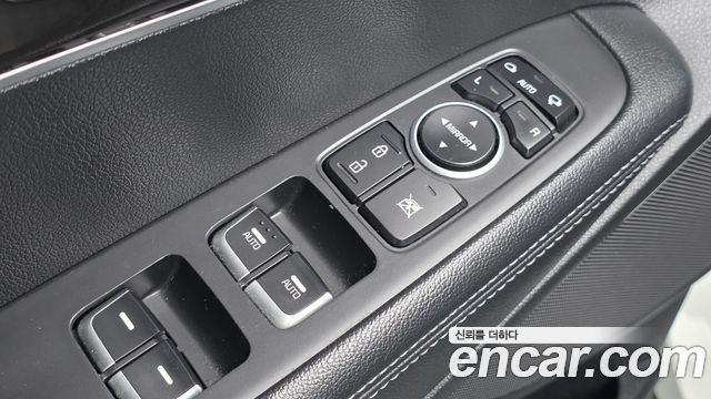 Kia Sorento 2016 — photo 12