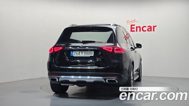 Mercedes-Benz GLE-Class 2022 — photo 4