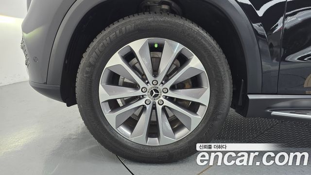 Mercedes-Benz GLE-Class 2022 — photo 5