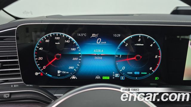 Mercedes-Benz GLE-Class 2022 — photo 8