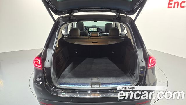 Mercedes-Benz GLE-Class 2022 — photo 16