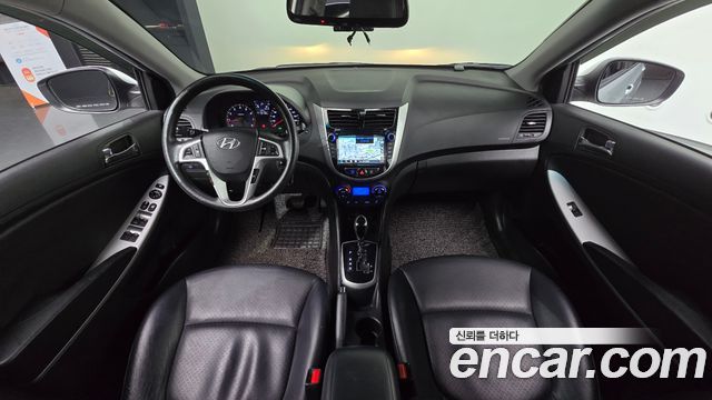 Hyundai Accent 2012 — photo 7