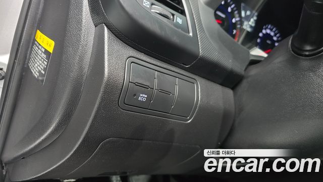 Hyundai Accent 2012 — photo 16