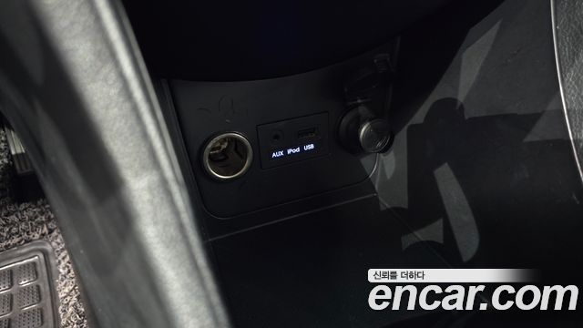 Hyundai Accent 2012 — photo 18