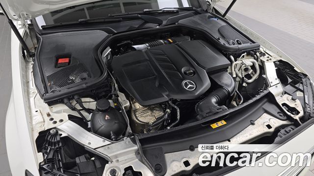 Mercedes-Benz E-Class 2019 — photo 6