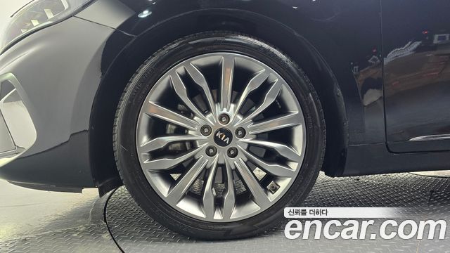 Kia K7 2020 — photo 5
