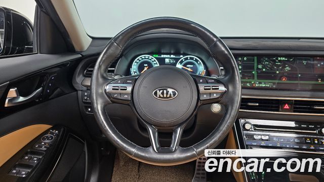 Kia K7 2020 — photo 13