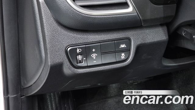Kia Seltos 2023 — photo 14