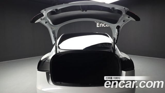 Tesla Model 3 2026 — photo 26