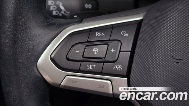 Volkswagen Tiguan 2023 — photo 22