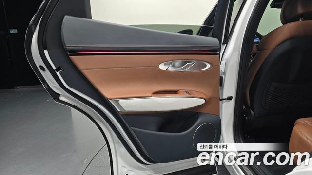 Genesis GV70 2026 — photo 15