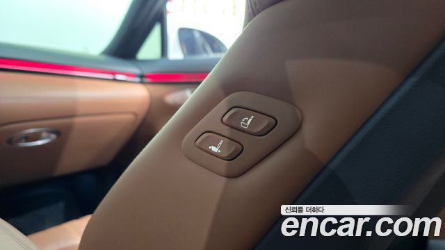 Genesis GV70 2026 — photo 28