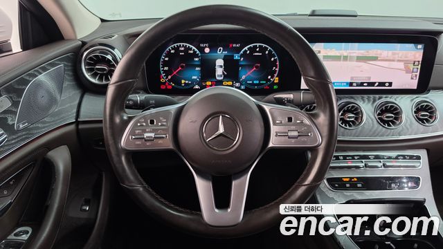 Mercedes-Benz CLS-Class 2021 — photo 19