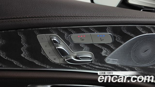Mercedes-Benz CLS-Class 2021 — photo 25