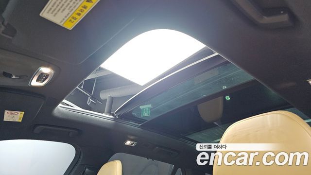 Volvo XC90 2017 — photo 12